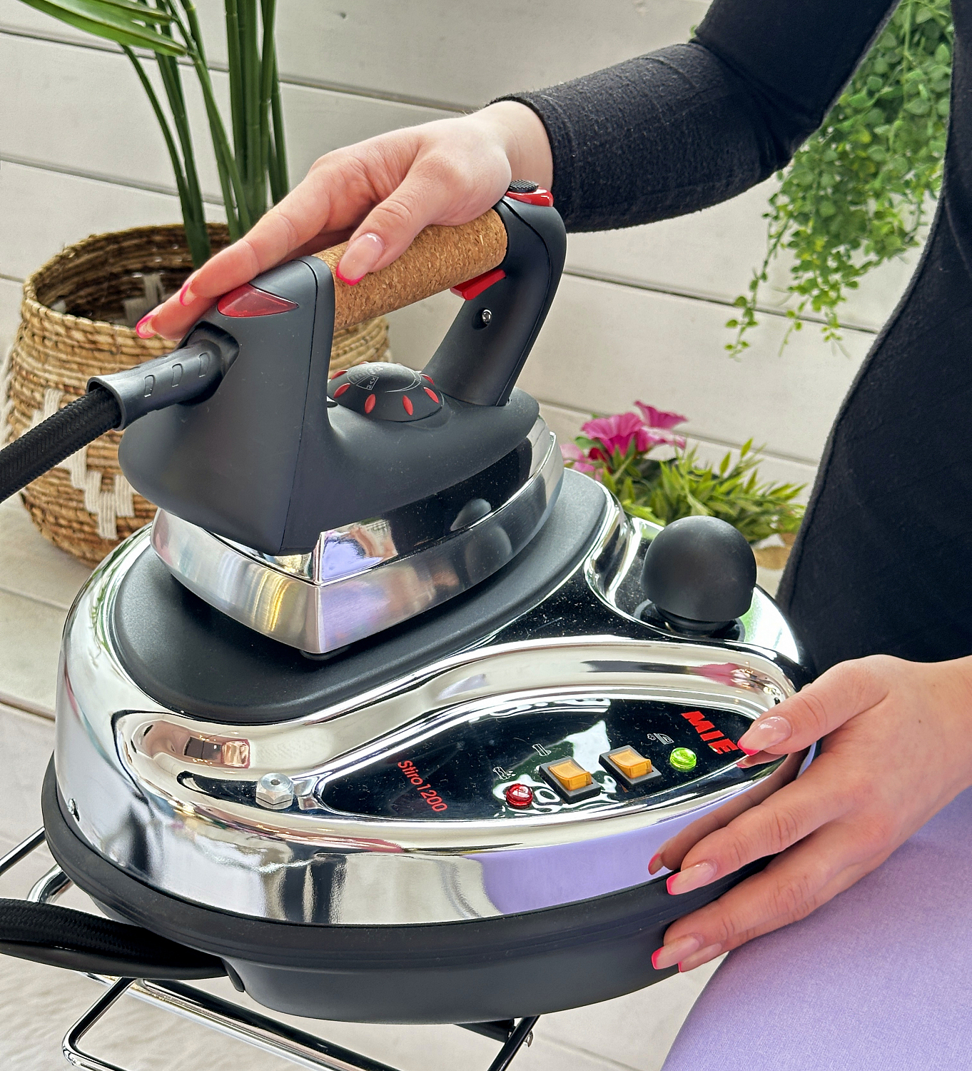 Утюг с парогенератором MIE Stiro 1200 №606 Уценка
