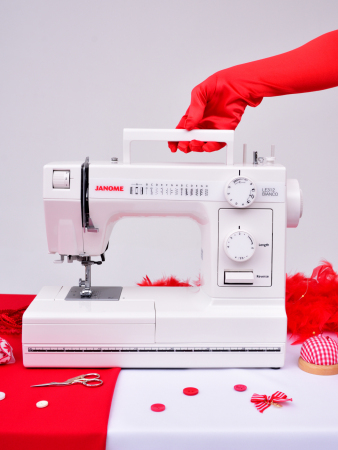 Швейная машина Janome LE-312 BIANCO