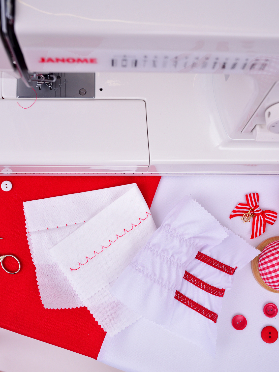 Швейная машина Janome LE-312 BIANCO