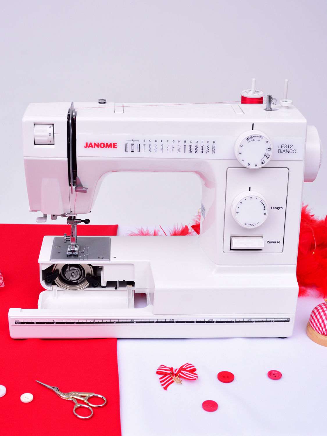 Швейная машина Janome LE-312 BIANCO