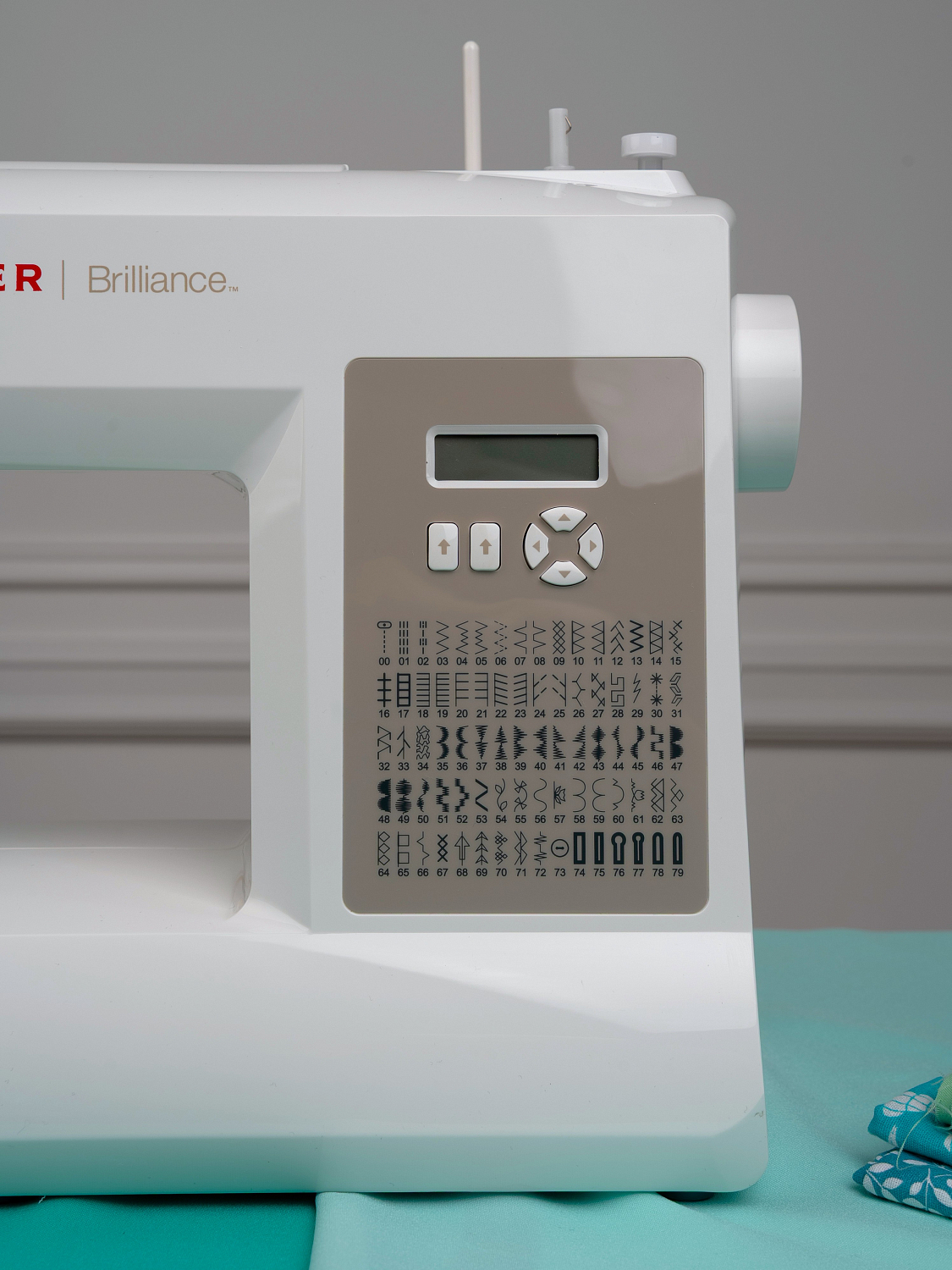Электронная швейная машина Singer Brilliance 6180